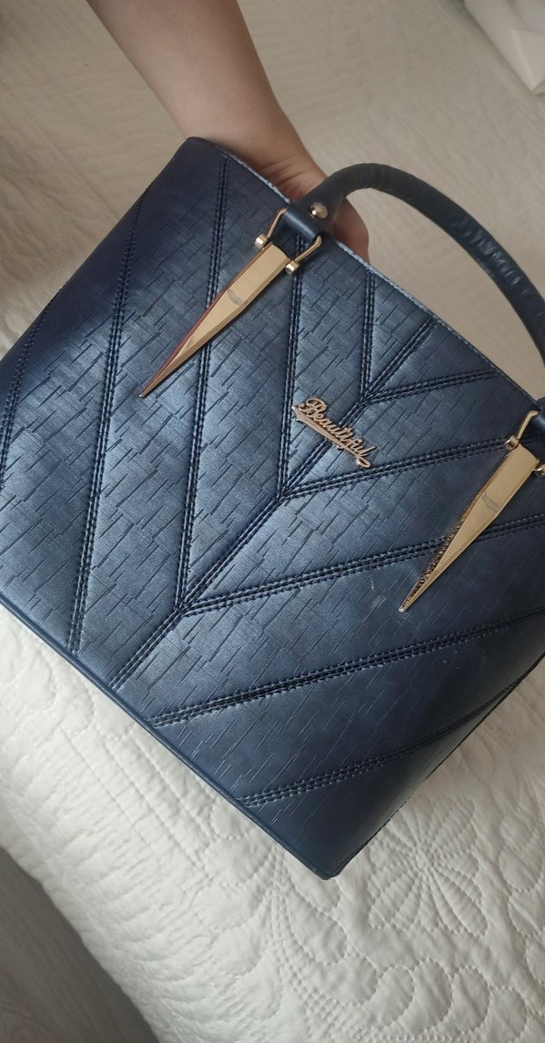 Mavi Parlak Deri Kadın Çanta - Görsel 3