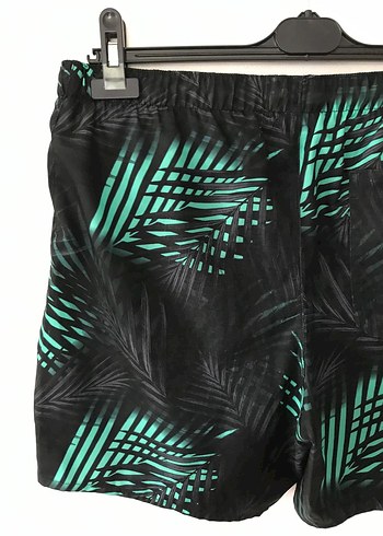 Erkek Siyah-Yeşil Bağcıklı Şort - Görsel 4