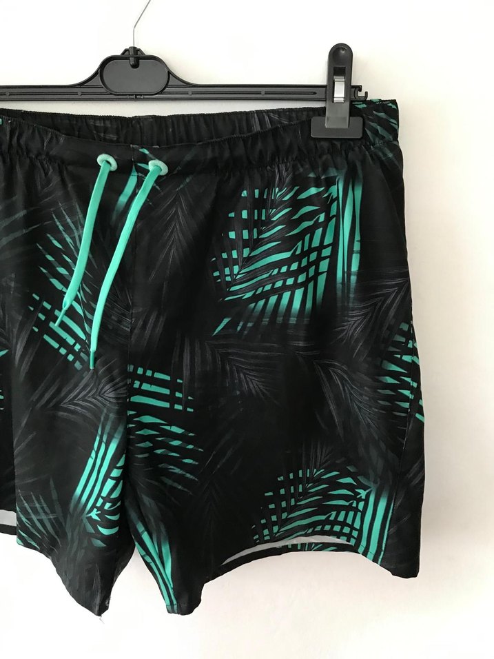 Erkek Siyah-Yeşil Bağcıklı Şort - Görsel 3