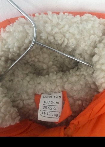 LCW ECO Turuncu Kapüşonlu Erkek Çocuk Şişme Mont - Görsel 5