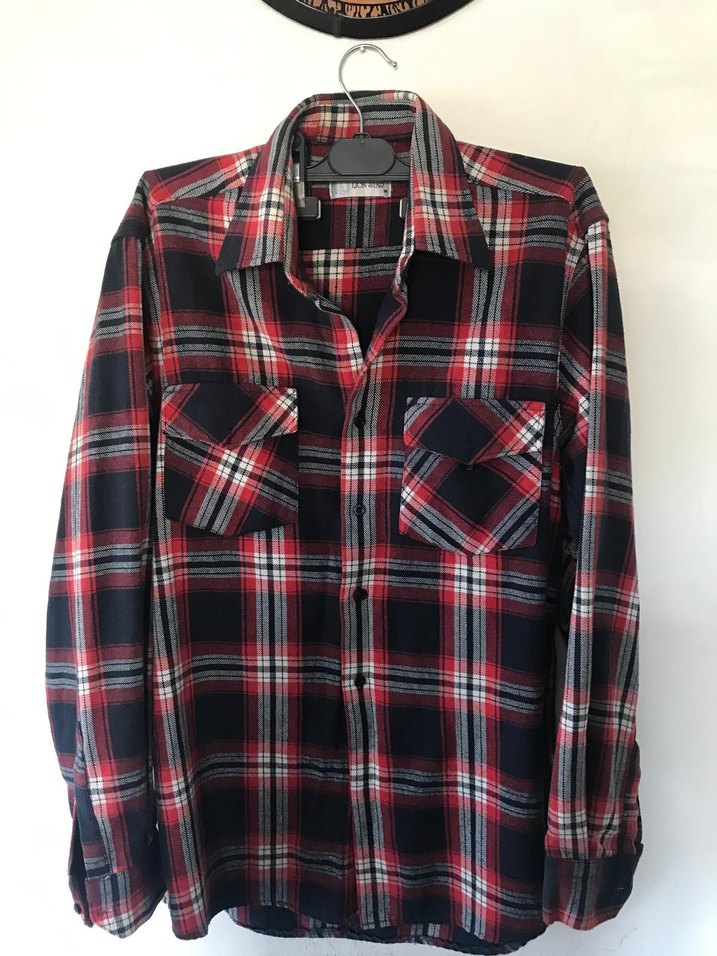 Erkek Gömlek/ Tişört M-L Beden - Görsel 4