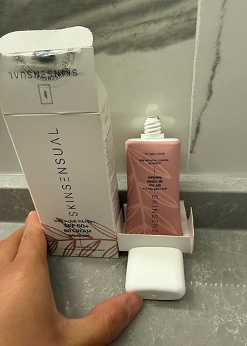 Skınsensual medium BB Krem SPF 50+ - Görsel 2