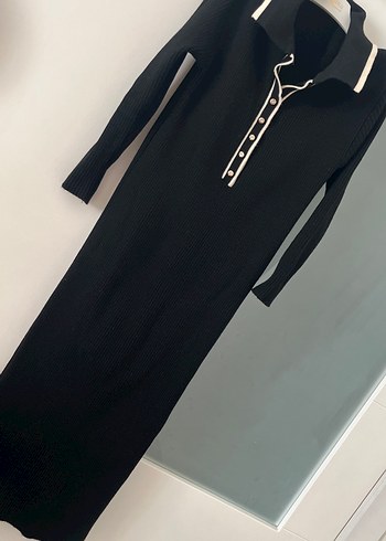 Düğmeli Siyah Uzun Kol Elbise. Boy 130 bel 40 cm - Görsel 3