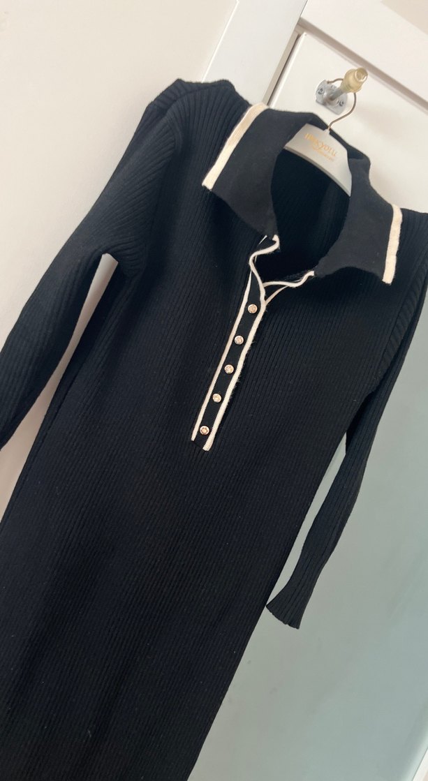 Düğmeli Siyah Uzun Kol Elbise. Boy 130 bel 40 cm - Görsel 5