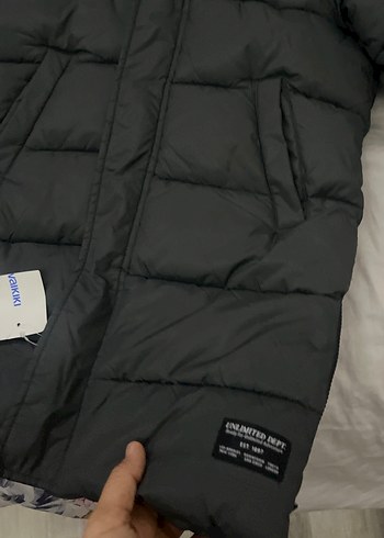 Çocuk Siyah Lc wakiki kaban , Fermuarlı, Rahat Kesim 7 8 yaş ço - Görsel 3