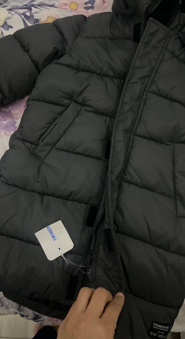 Çocuk Siyah Lc wakiki kaban , Fermuarlı, Rahat Kesim 7 8 yaş ço - Görsel 4