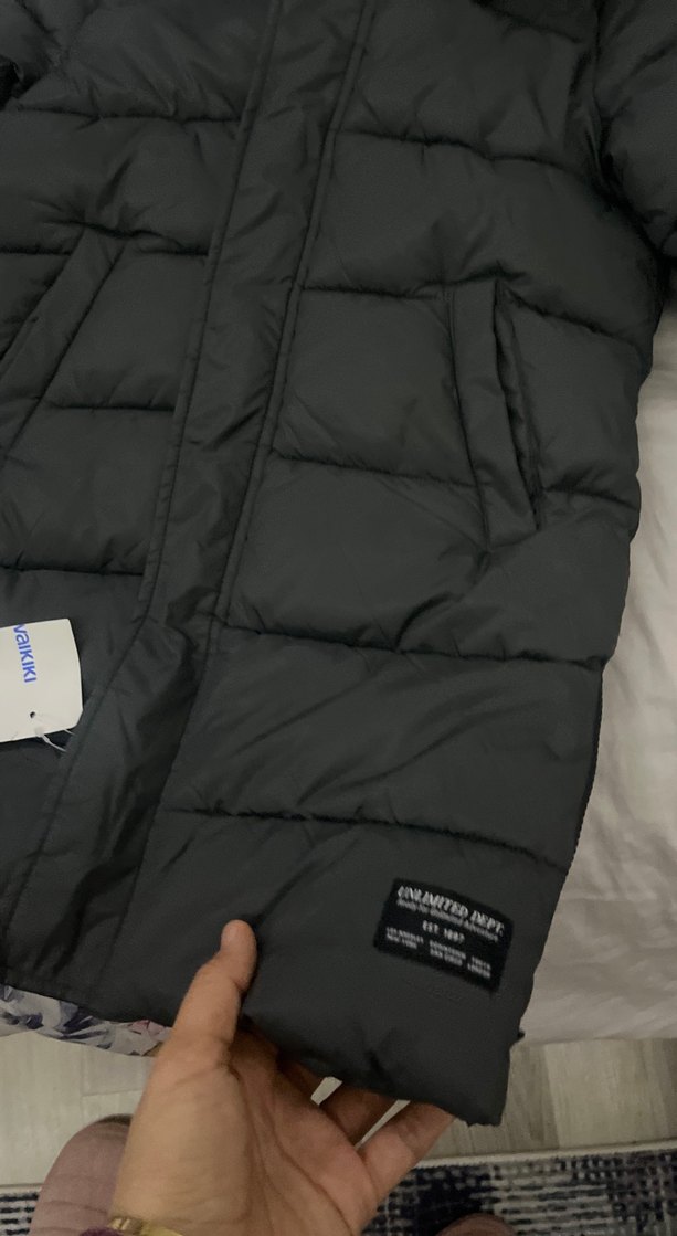 Çocuk Siyah Lc wakiki kaban , Fermuarlı, Rahat Kesim 7 8 yaş ço - Görsel 3