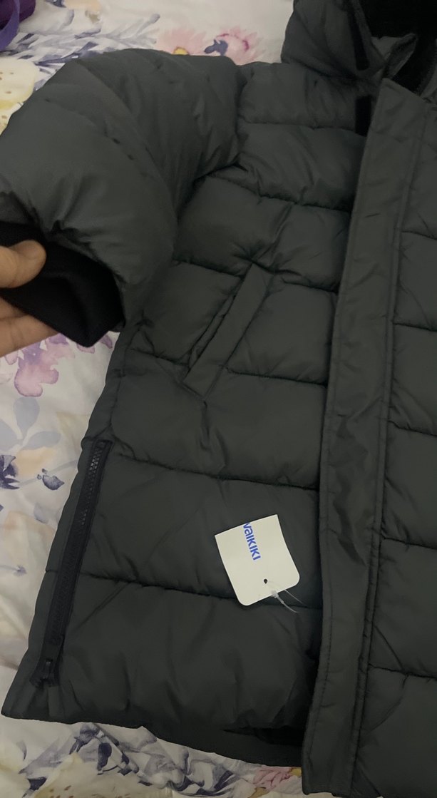 Çocuk Siyah Lc wakiki kaban , Fermuarlı, Rahat Kesim 7 8 yaş ço - Görsel 2