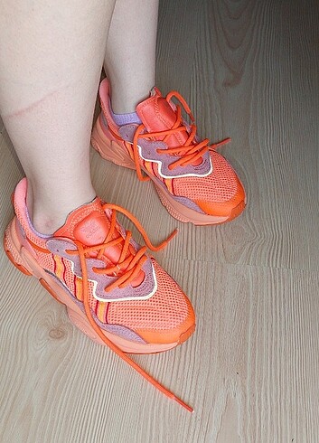 Adidas Ozvego spor ayakkabı turuncu