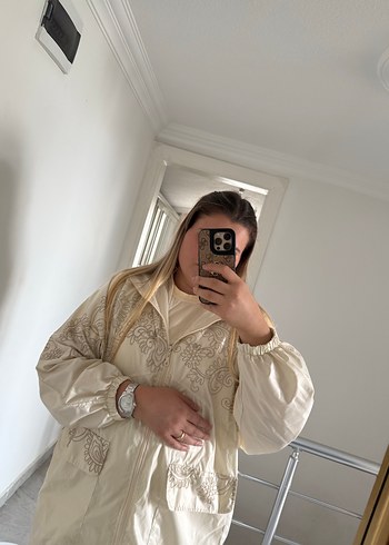 Kadın Beyaz Şeffaf Midi Yağmurluk - Görsel 4