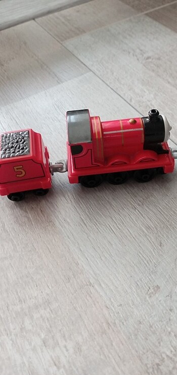  Beden Renk Thomas tren demir