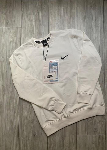 Beyaz Nike Sweatshirt