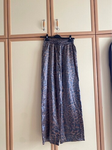 Leopar pantolon