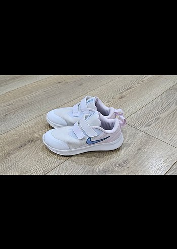 Nıke Kız Çocuk Beyaz Cırt Cırtlı Spor Ayakkabı - Görsel 3