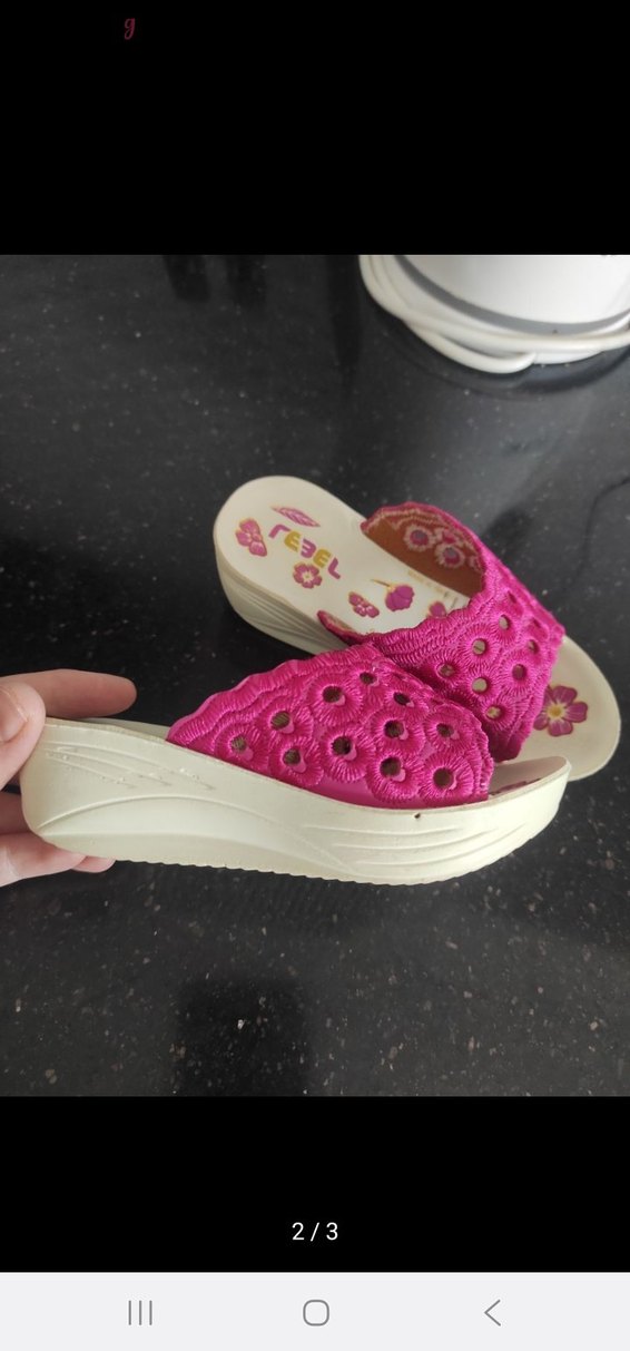 Kız cocuk Dolgu Topuk Terlik Pembe Nakışlı - Görsel 2