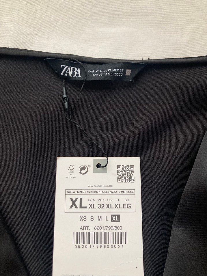 Siyah saten V Yaka Kadın Bluz - Görsel 2