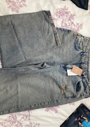 Bol Kesim Kadın Kot Pantolon - Görsel 3