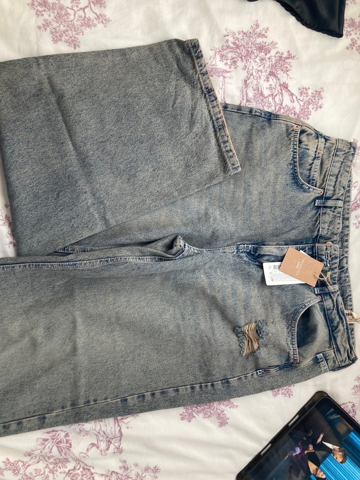 Bol Kesim Kadın Kot Pantolon - Görsel 3