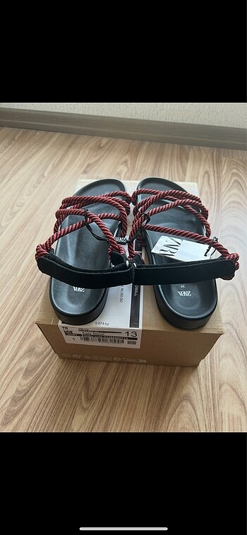 38 Beden Zara sandalet