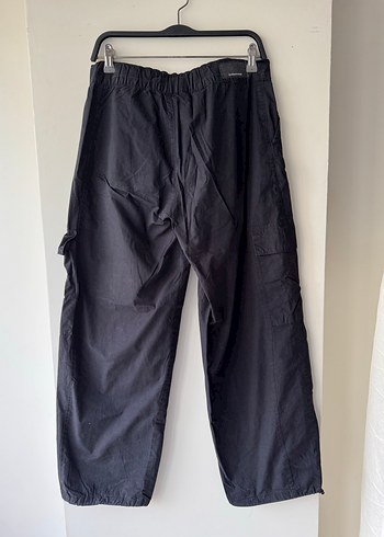 Siyah paraşüt pantolon - Görsel 3