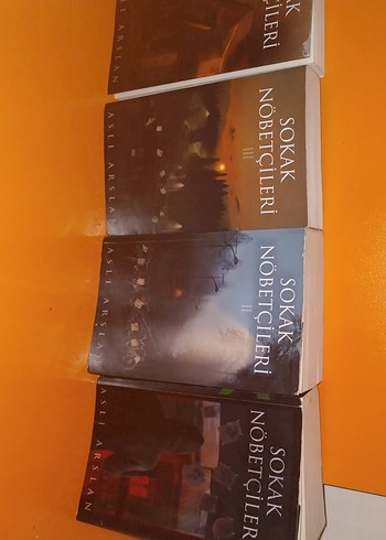  Aslı Arslan - Sokak Nöbetçileri Serisi