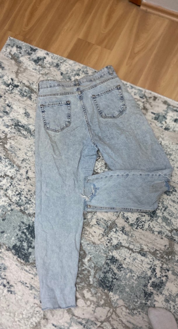 Kadın Gri Batik Desenli Bol Kesim Denim Pantolon - Görsel 2