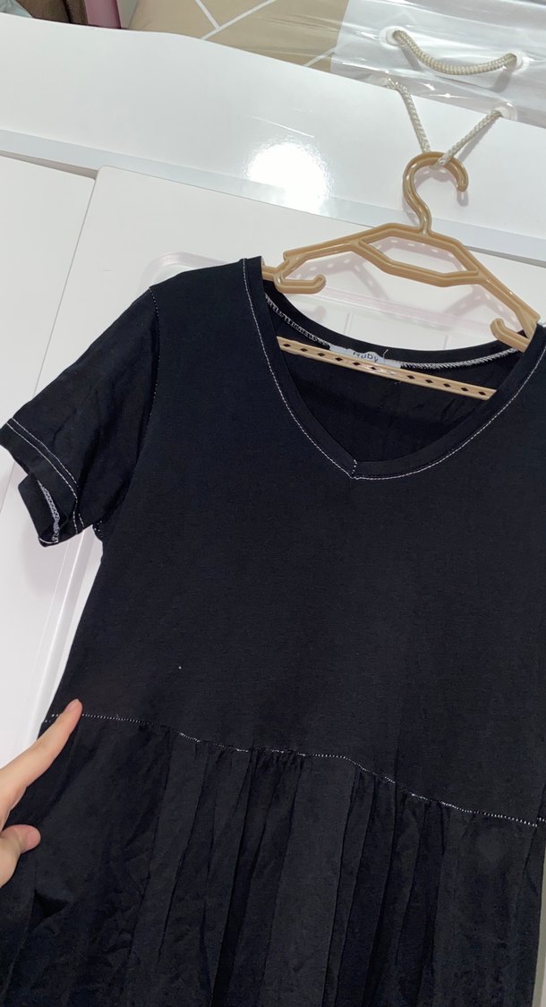 Siyah V Yakalı Uzun Keten Elbise - Görsel 2