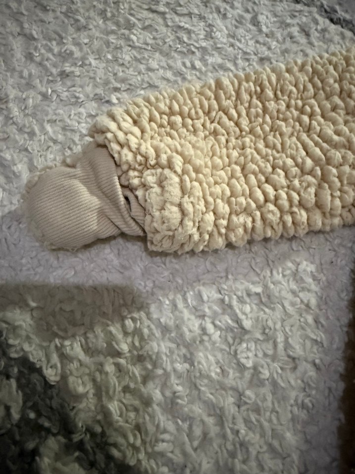 Bej Peluş Bebek Tulumu - Görsel 5