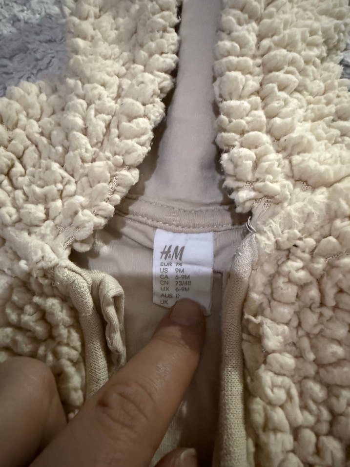 Bej Peluş Bebek Tulumu - Görsel 2