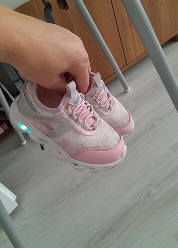 Kız çocuk ışıklı spor ayakkabı - Görsel 11