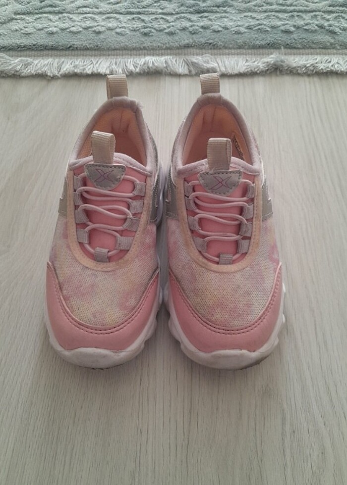 Kız çocuk ışıklı spor ayakkabı  - Görsel 4