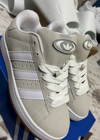 Adidas Kadın Gri Beyaz Günlük Spor Ayakkabı