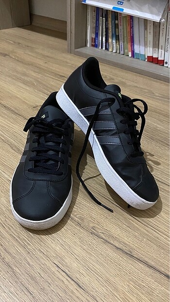 Adidas Siyah Spor Ayakkabı