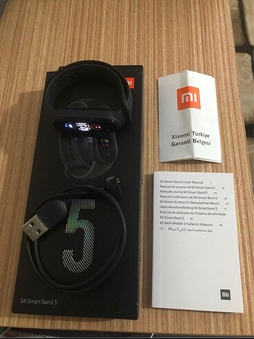 Xiaomi Mi Band 5