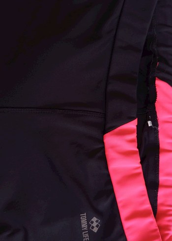 Pembe Şeritli Siyah Spor Tayt - Görsel 3