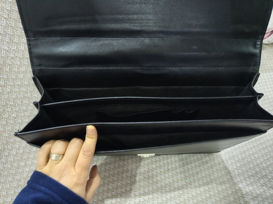 Sıfır Evrak Çantası - Görsel 3