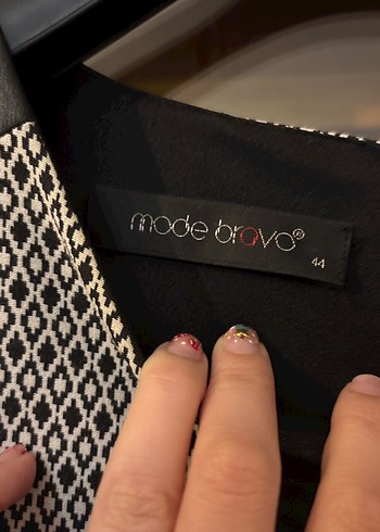 Desenli Siyah Beyaz elbise - Görsel 6