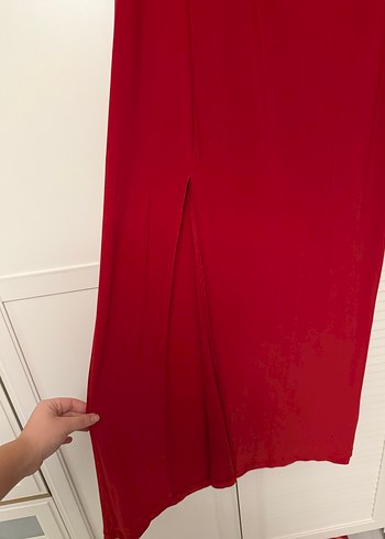 kırmızı elbise - Görsel 5