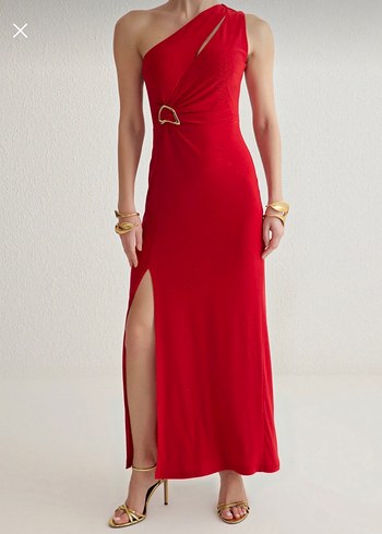 kırmızı elbise - Görsel 2