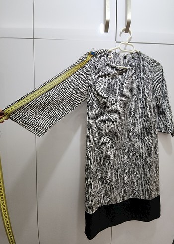 Siyah Beyaz Yuvarlak Yaka Kadın Elbise - Görsel 5