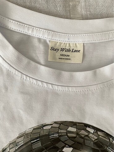 m Beden lethe store baby tee