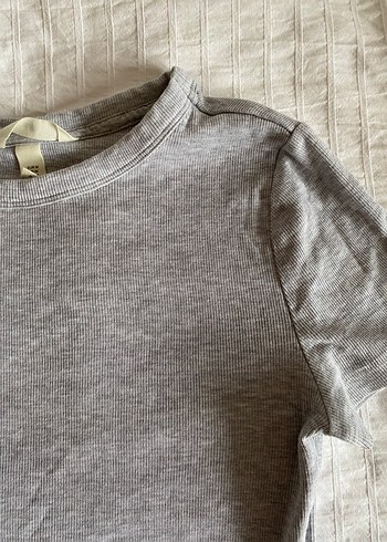 Gri Kısa Kollu Kadın Tişört - Görsel 2