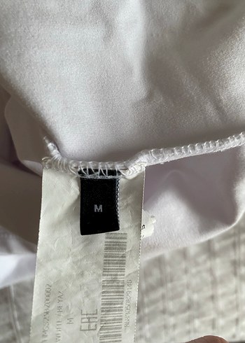 Beyaz Halter Yakalı Kadın Atlet - Görsel 2