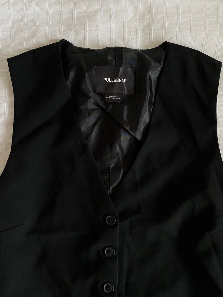 Pull and bear Kadın Siyah Düğmeli ç Yelek - Görsel 2