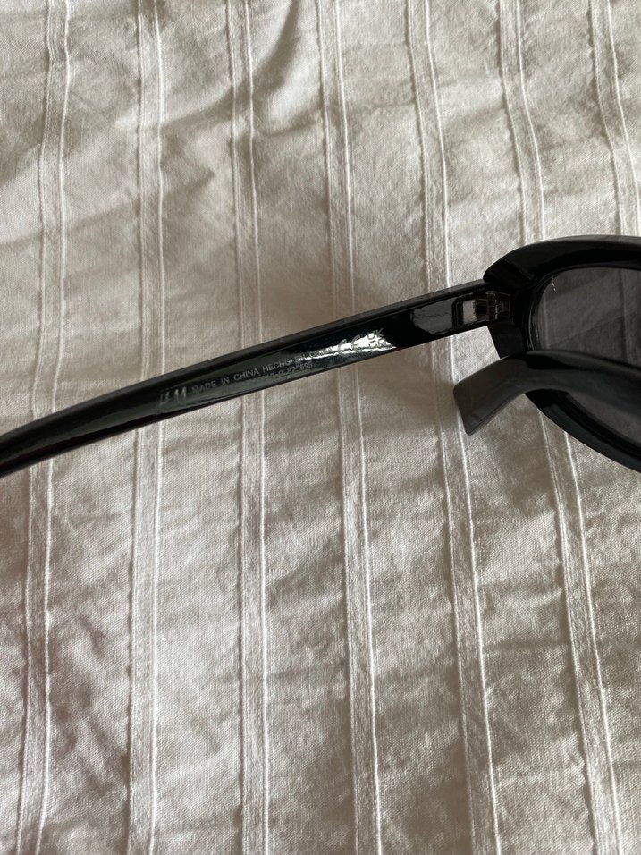 H&m Siyah Minimalist Kadın Güneş Gözlüğü - Görsel 2