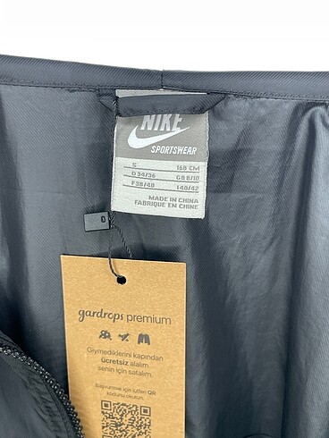 s Beden siyah Renk Nike Spor Dış Giyim %70 İndirimli.