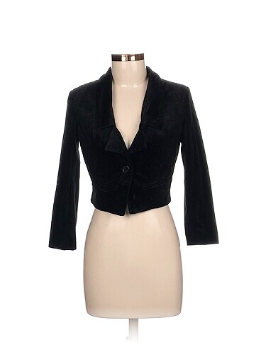 Stradivarius Blazer %70 İndirimli.