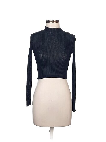 Stradivarius Bluz %70 İndirimli.