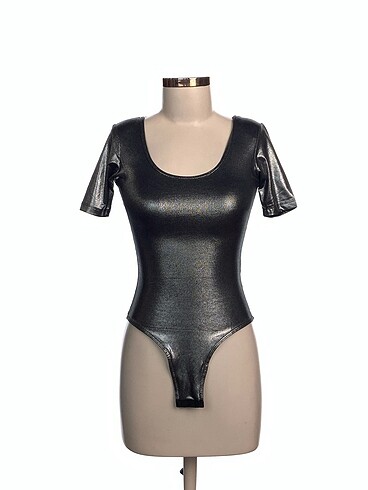 River Island Bluz %70 İndirimli.