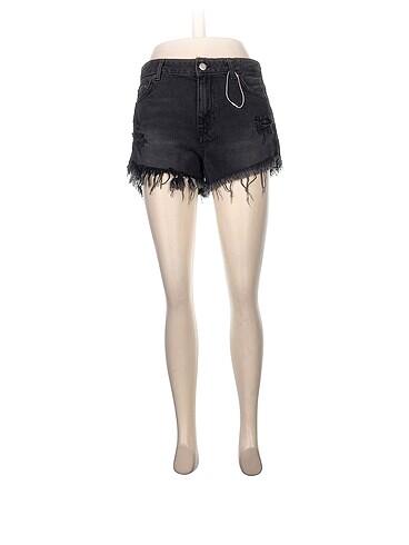 Bershka Mini Şort %70 İndirimli.